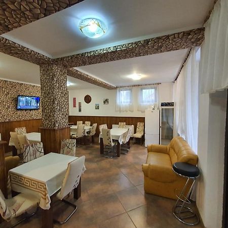 Pensiunea Eden Băile Olăneşti Екстериор снимка