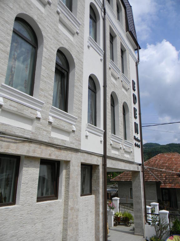 Pensiunea Eden Băile Olăneşti Екстериор снимка