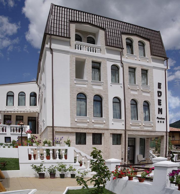 Pensiunea Eden Băile Olăneşti Екстериор снимка