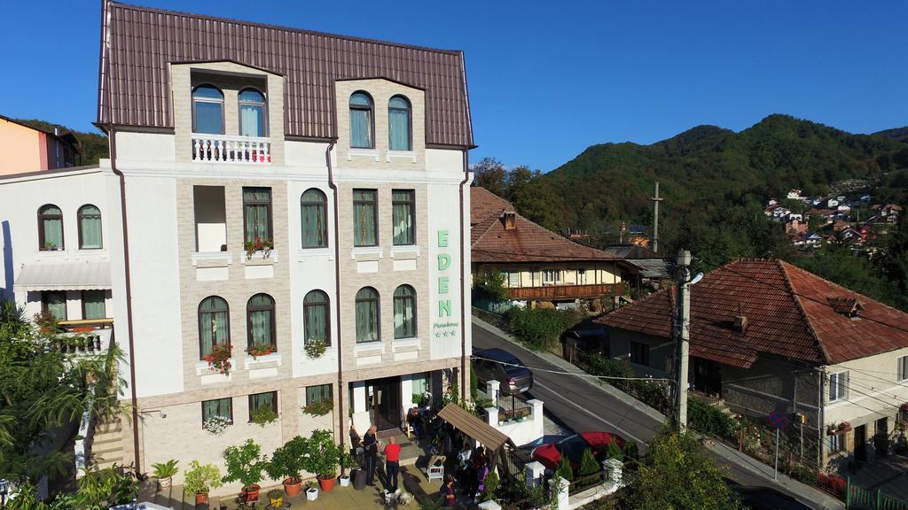 Pensiunea Eden Băile Olăneşti Екстериор снимка